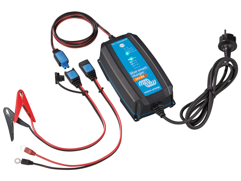 Victron Energy Blue Smart IP65 24V 8A
